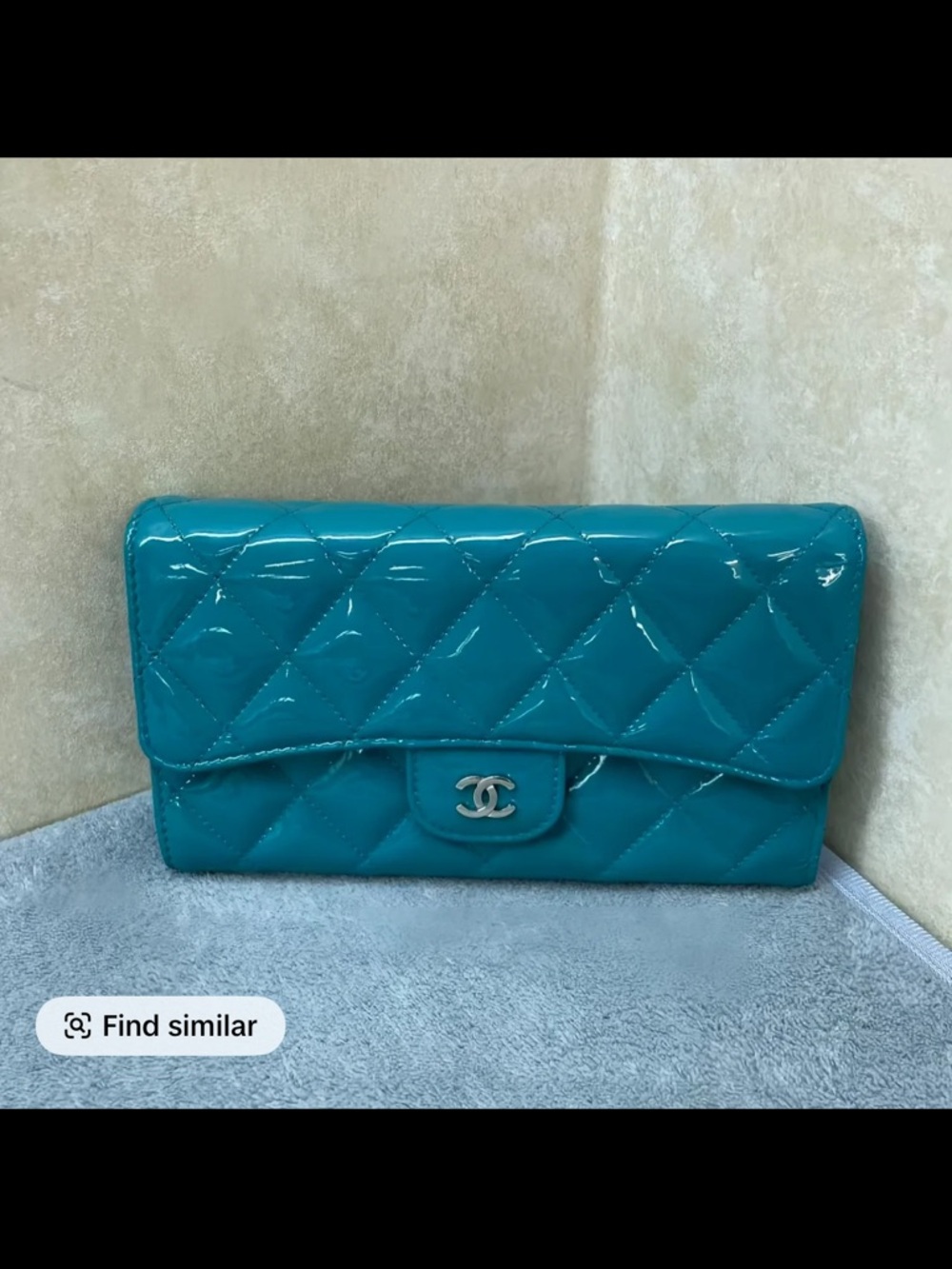 Pre-Owned CHANEL Turquoise Quilted Patent Leather Wallet - Picture 7 of 8